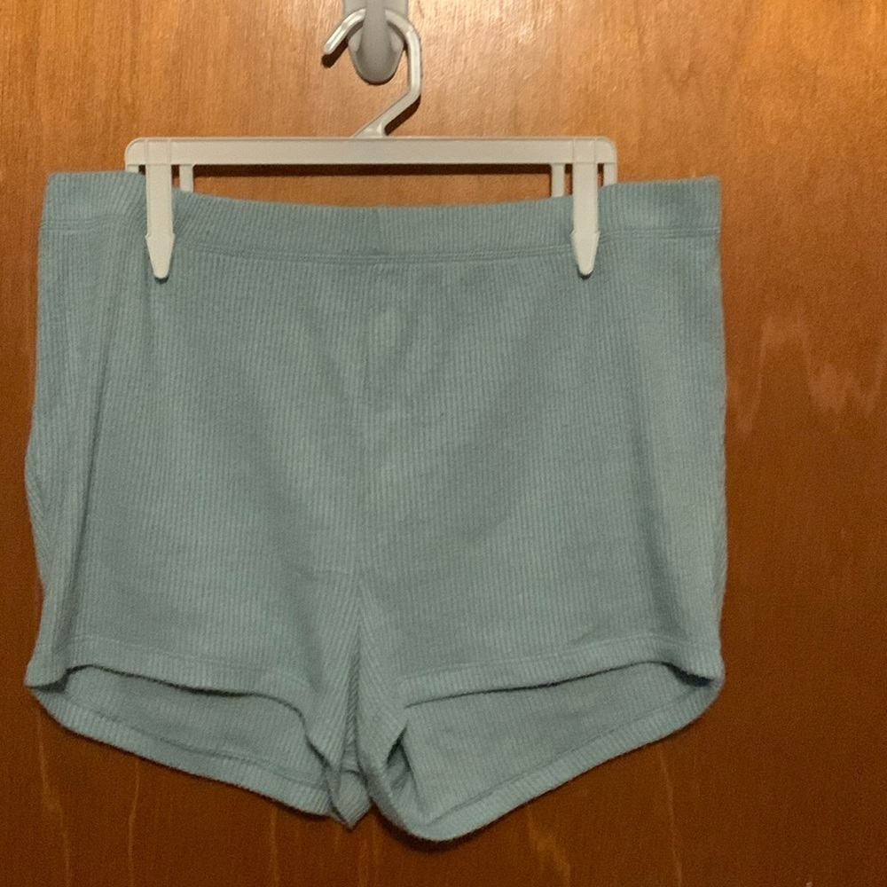 VS fabric shorts